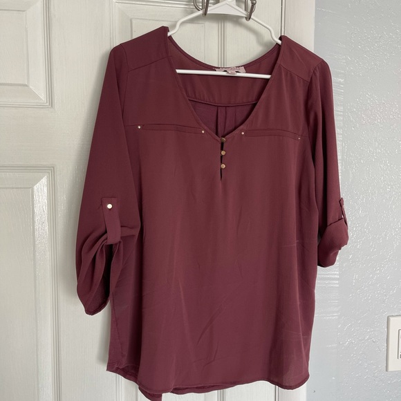 Tempted Long sleeve blouse - Size “L” in burgundy